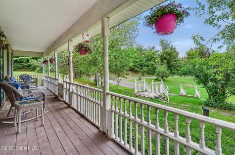 18 Johnson Lane Averill Park NY 12018