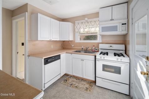 38 Wooster Street Gloversville NY 12078