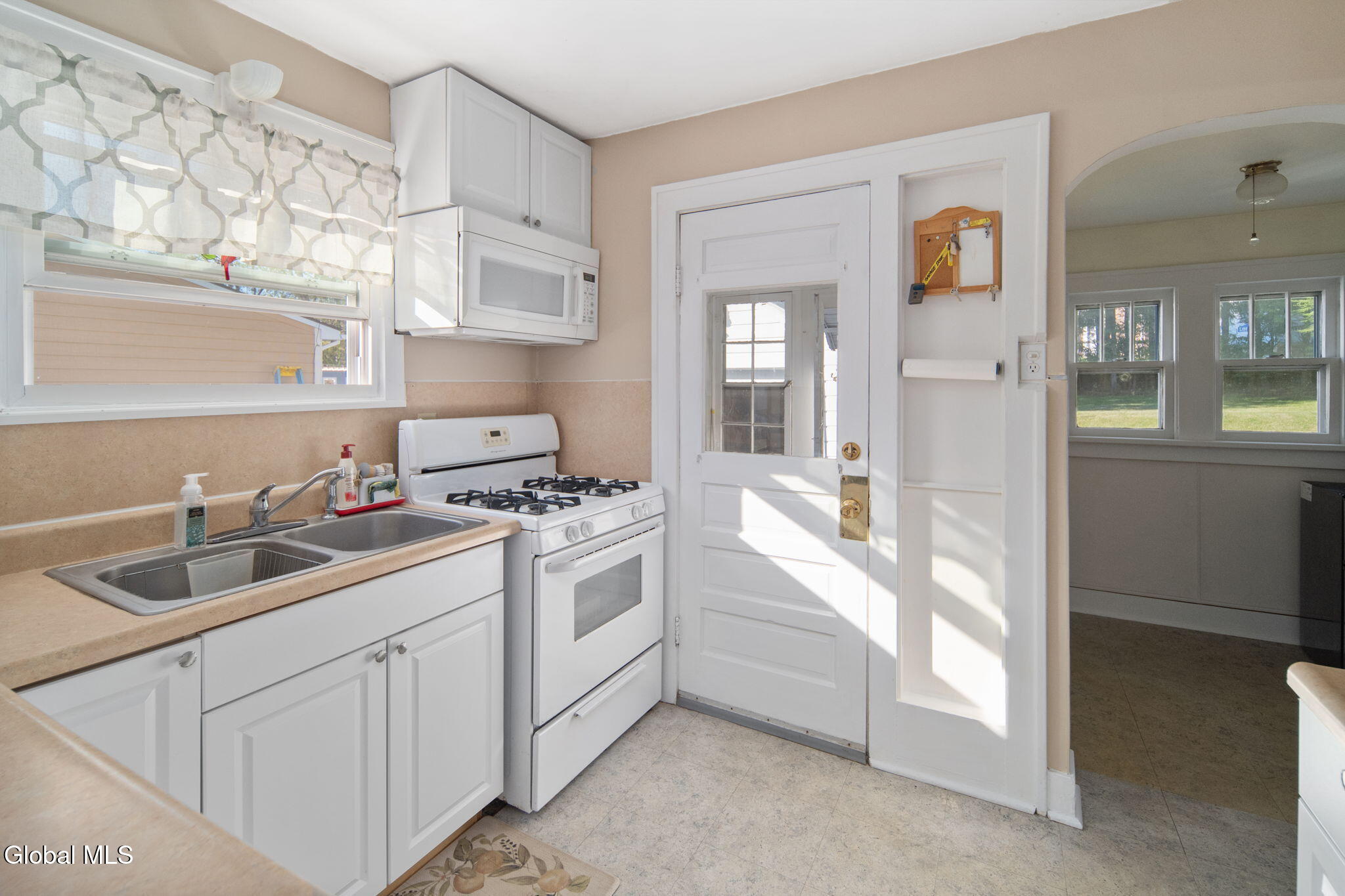 38 Wooster Street Gloversville NY 12078