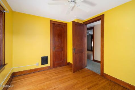 38 Wooster Street Gloversville NY 12078