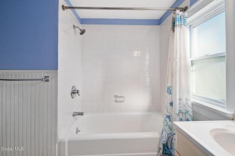 38 Wooster Street Gloversville NY 12078
