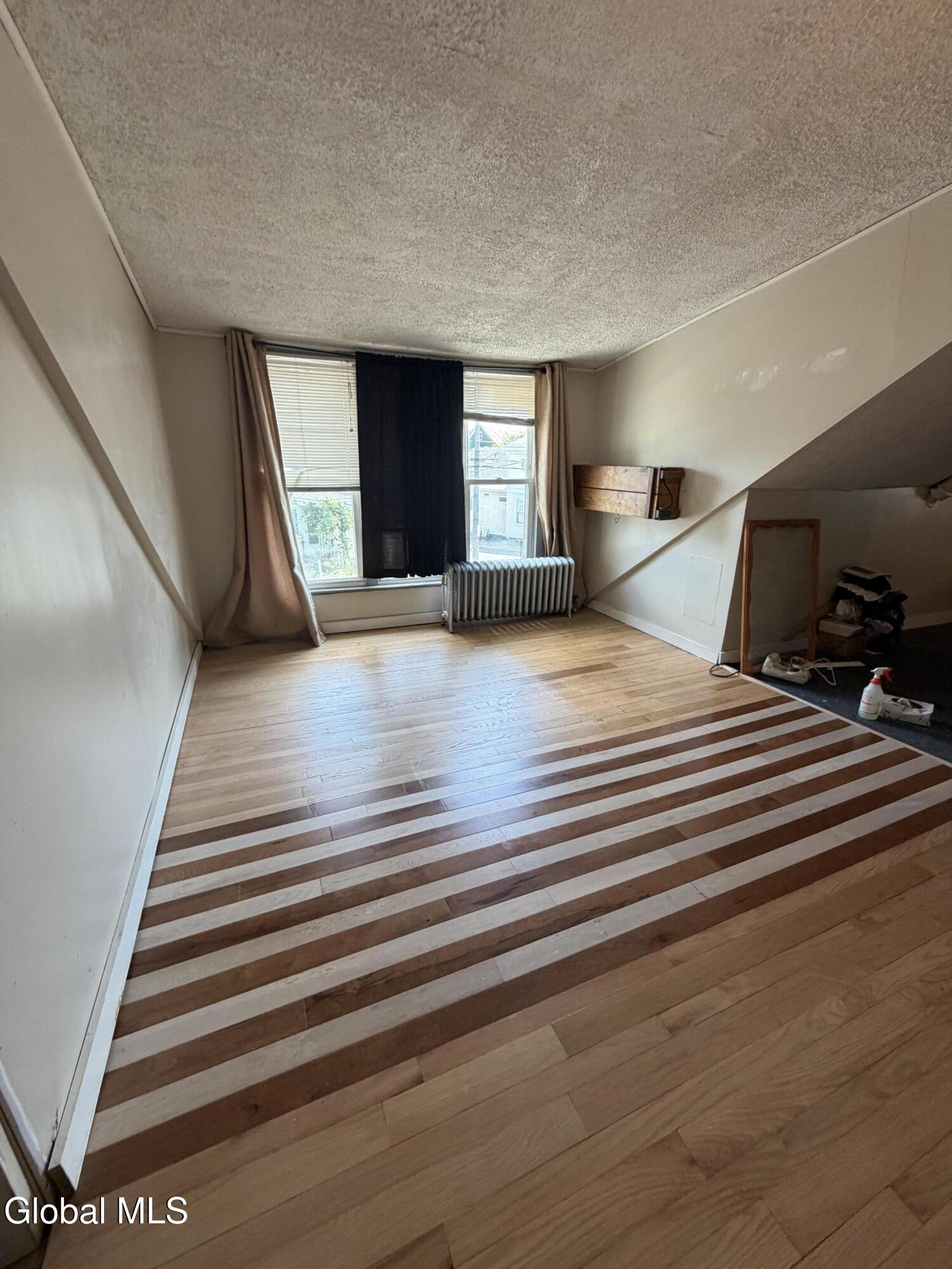 1162 Forest Road Schenectady NY 12303