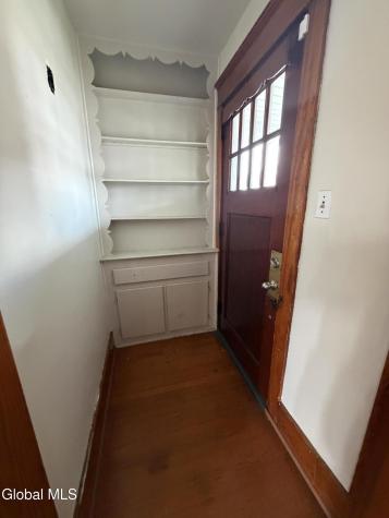 1162 Forest Road Schenectady NY 12303