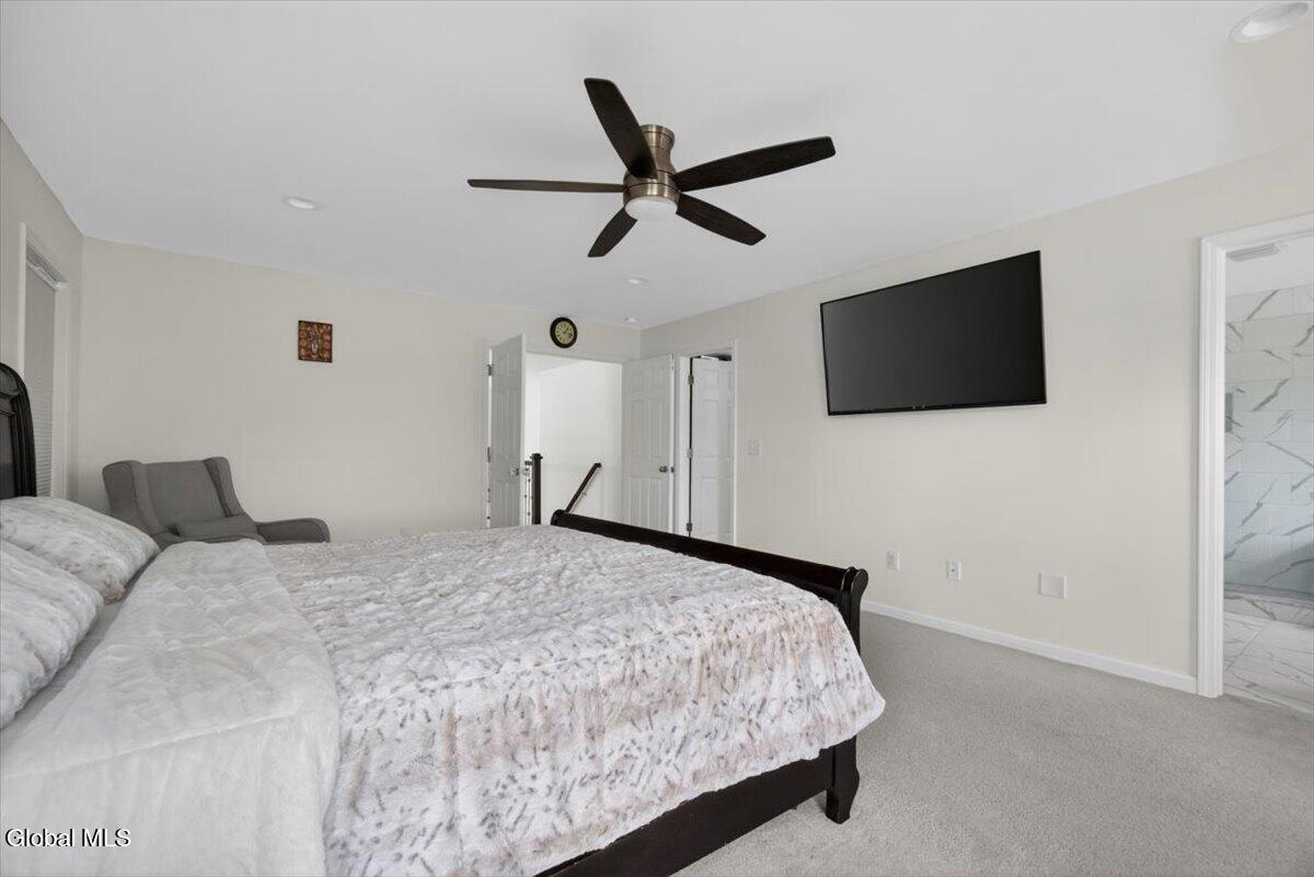 46 Haywood Lane Rensselaer NY 12198