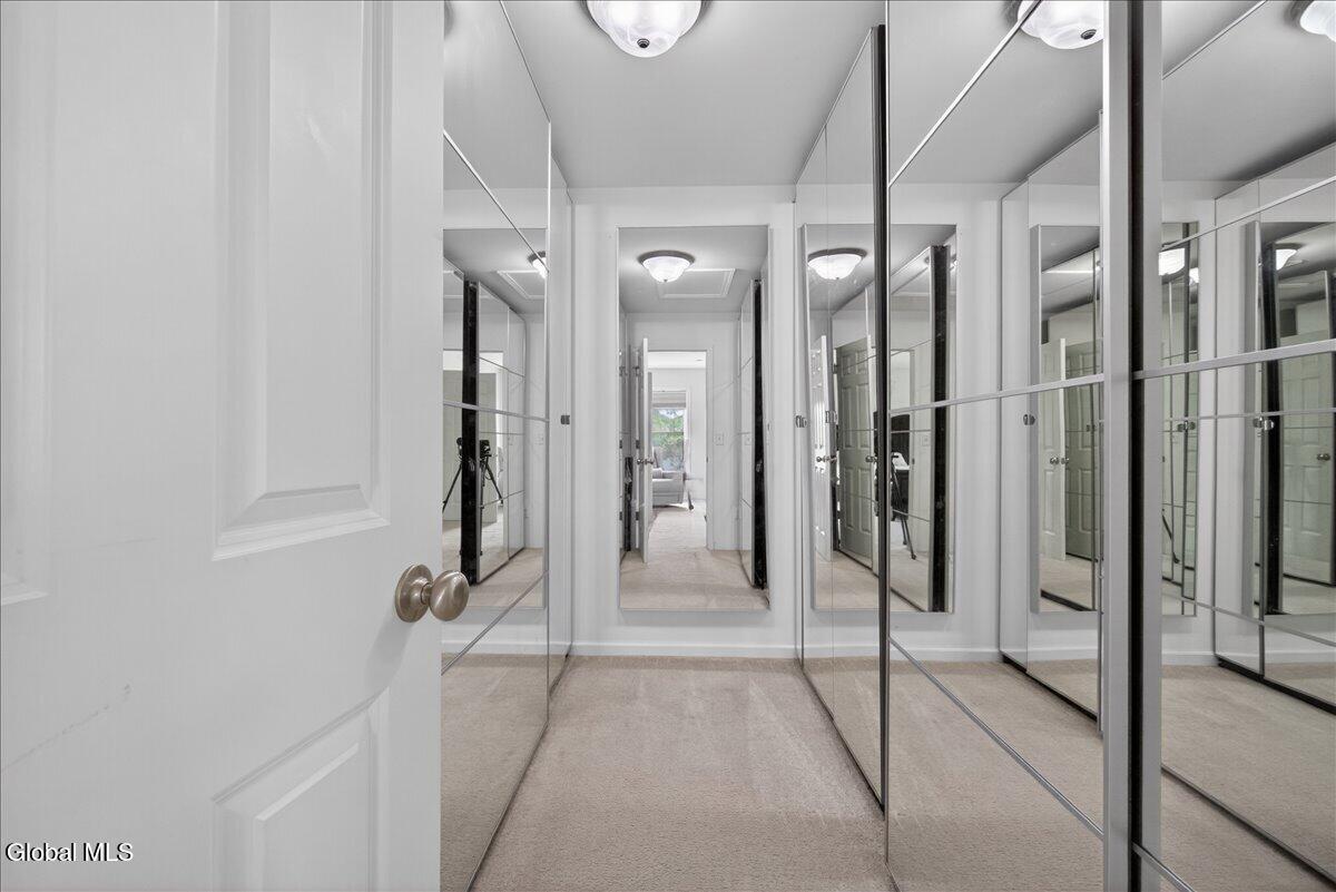 46 Haywood Lane Rensselaer NY 12198