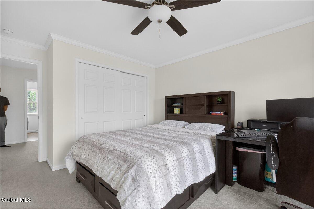46 Haywood Lane Rensselaer NY 12198