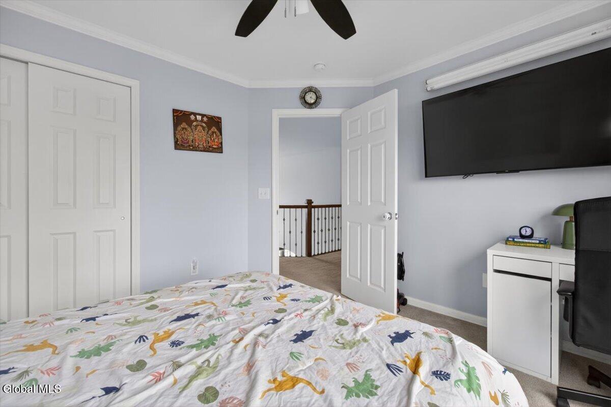46 Haywood Lane Rensselaer NY 12198