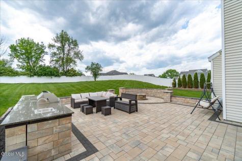 46 Haywood Lane Rensselaer NY 12198
