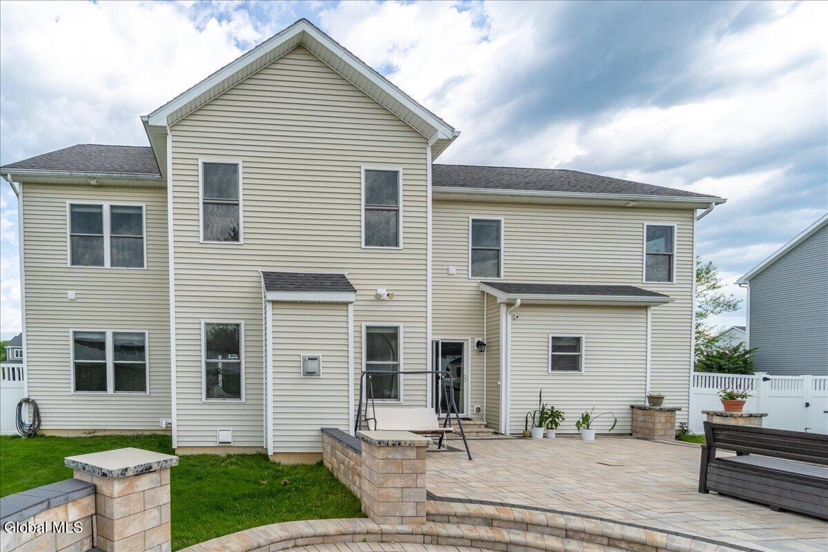 46 Haywood Lane Rensselaer NY 12198