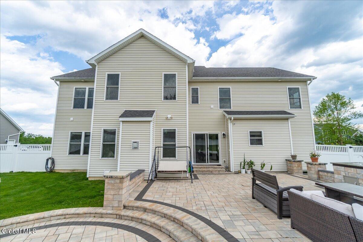 46 Haywood Lane Rensselaer NY 12198