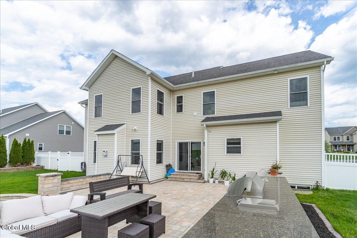 46 Haywood Lane Rensselaer NY 12198