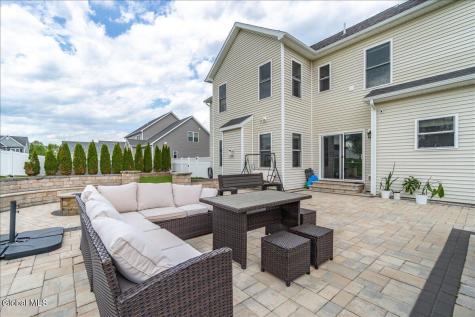 46 Haywood Lane Rensselaer NY 12198