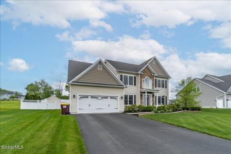46 Haywood Lane Rensselaer NY 12198