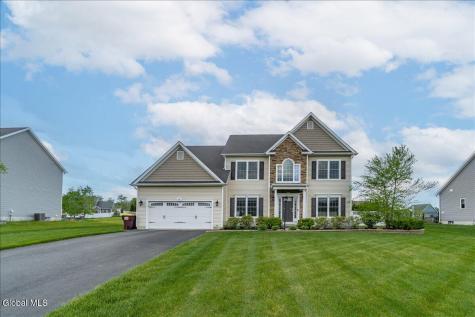 46 Haywood Lane Rensselaer NY 12198