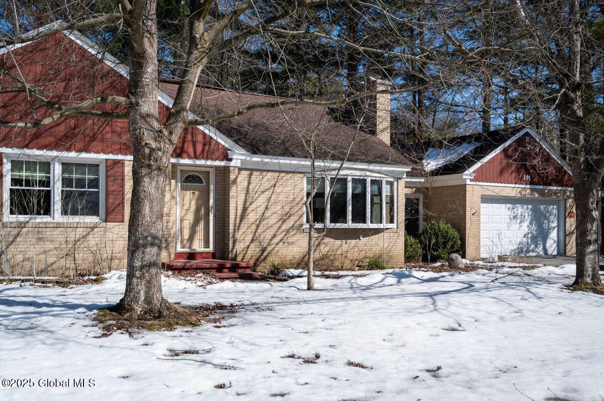 114 Montray Road Queensbury NY 12804