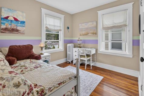1071 Parkwood Boulevard Schenectady NY 12308