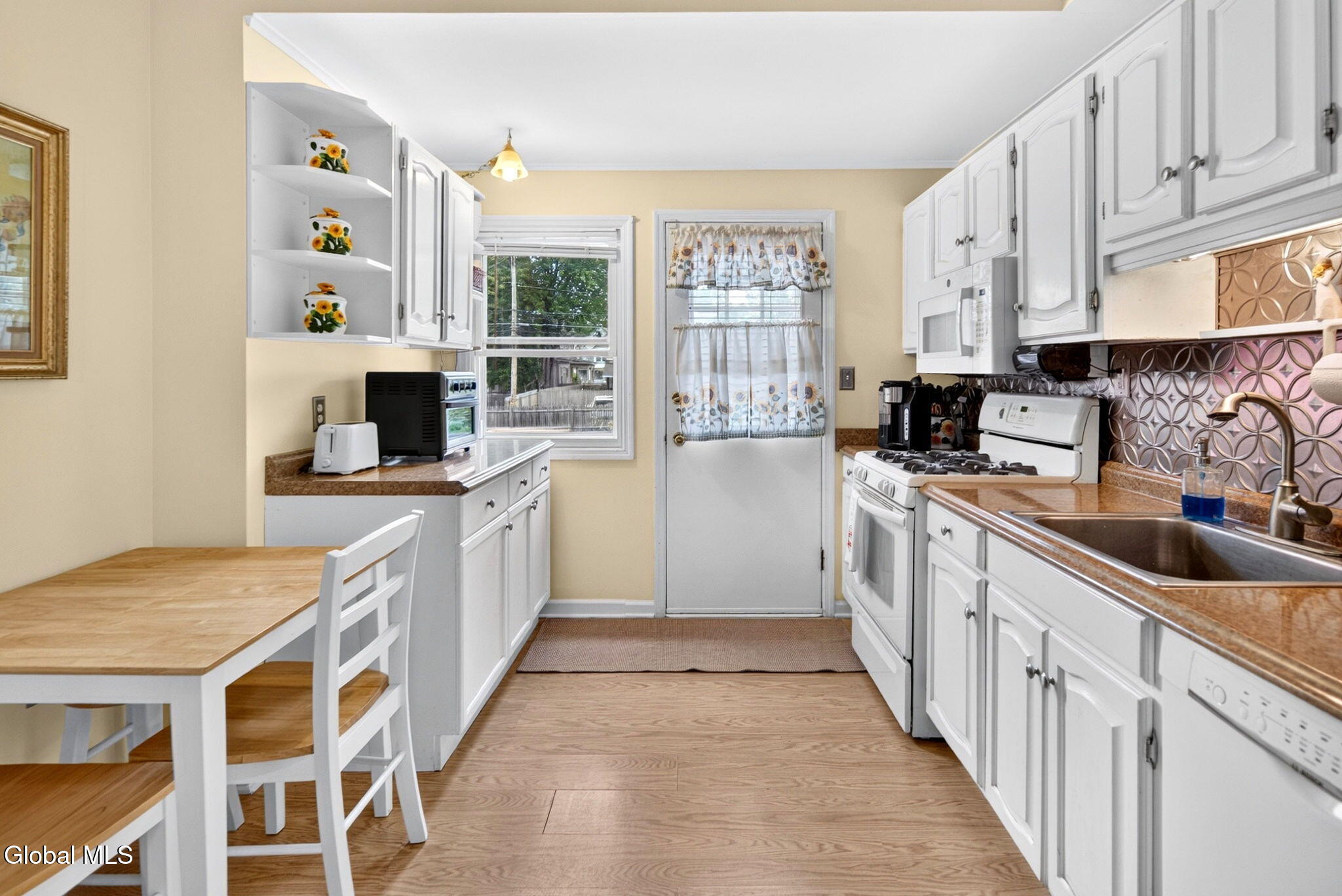 1071 Parkwood Boulevard Schenectady NY 12308