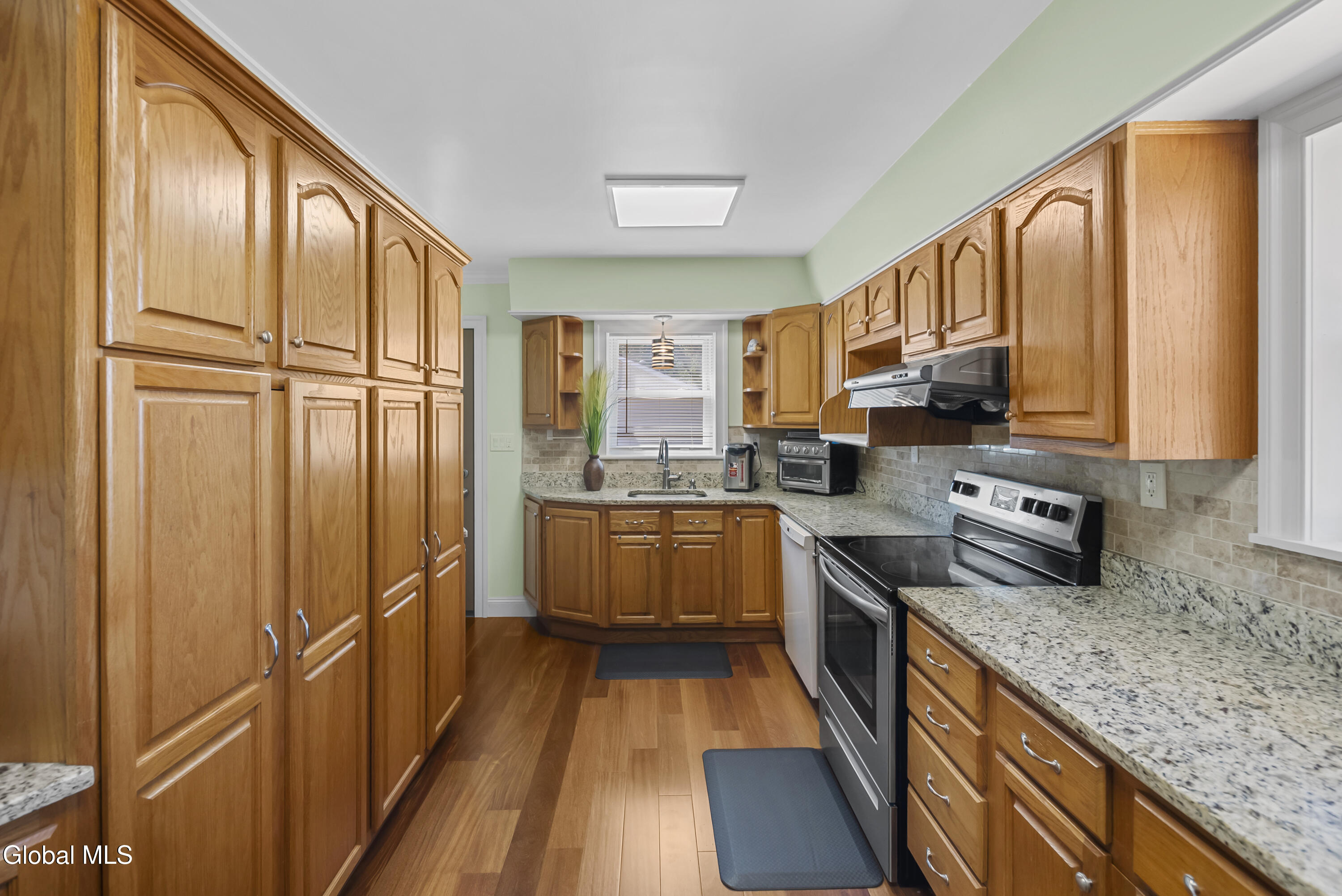 8 Belle Avenue Latham NY 12110