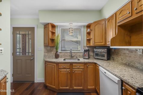 8 Belle Avenue Latham NY 12110