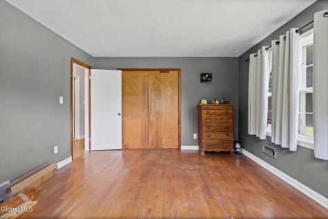 1079 Winne Road Niskayuna NY 12309