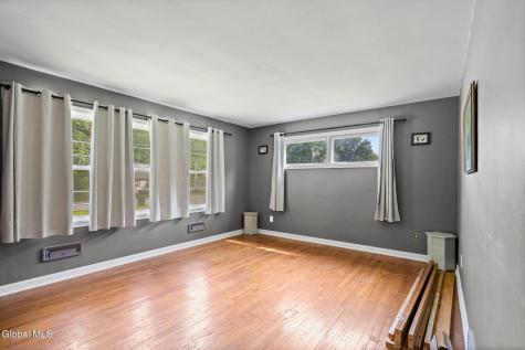 1079 Winne Road Niskayuna NY 12309