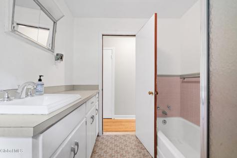 1079 Winne Road Niskayuna NY 12309