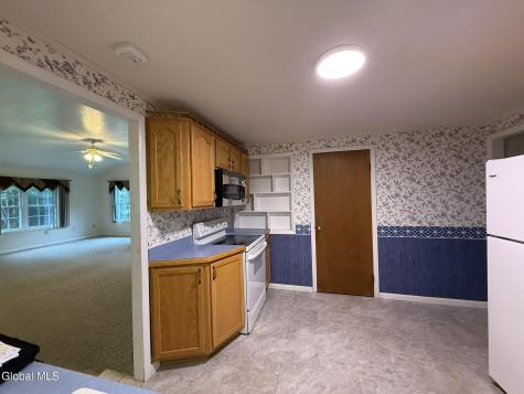 164 West Mountain Road Queensbury NY 12804