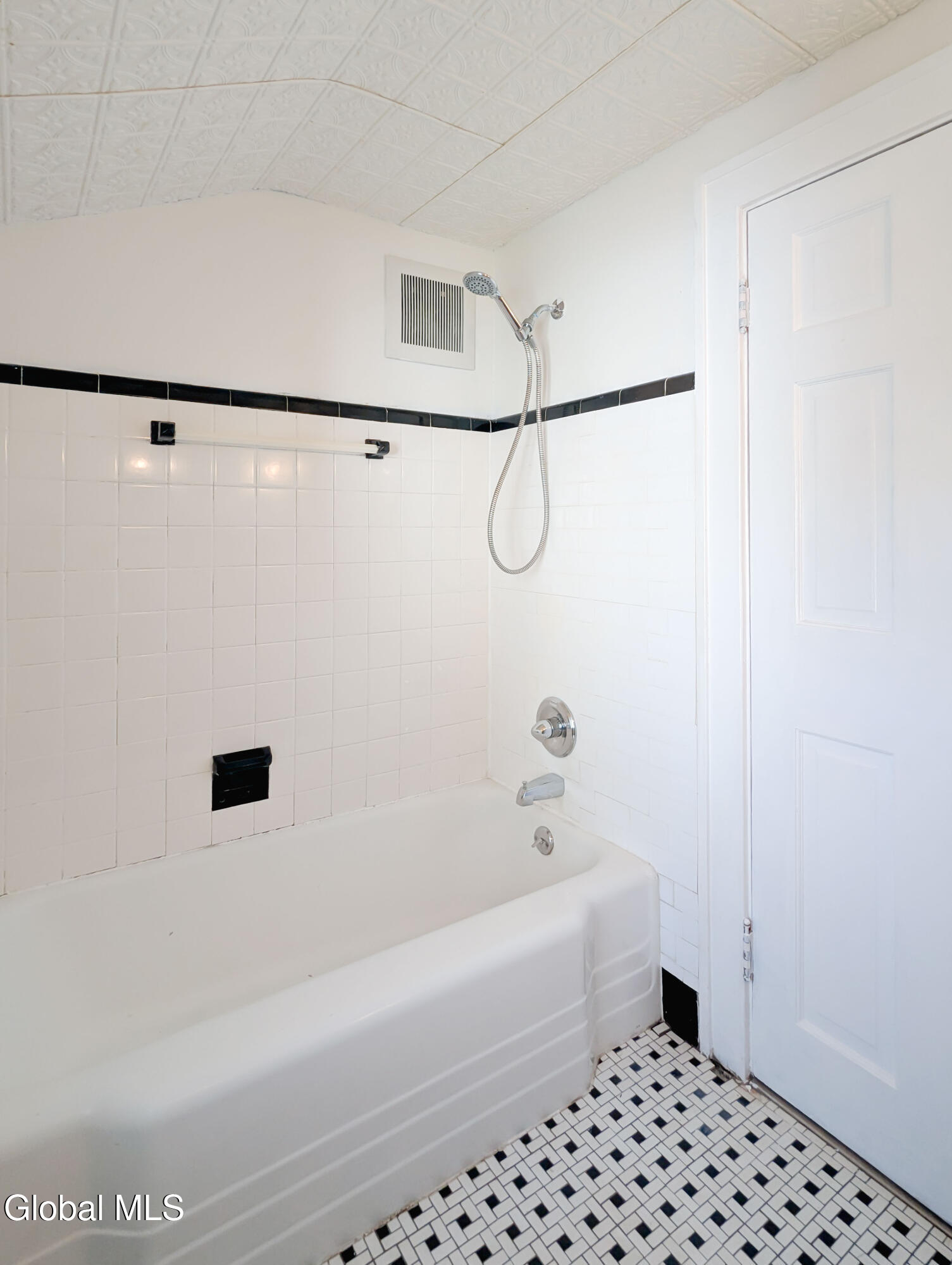 439 Wellington Road Delmar NY 12054