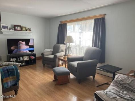 32 Sanders Avenue Scotia NY 12302