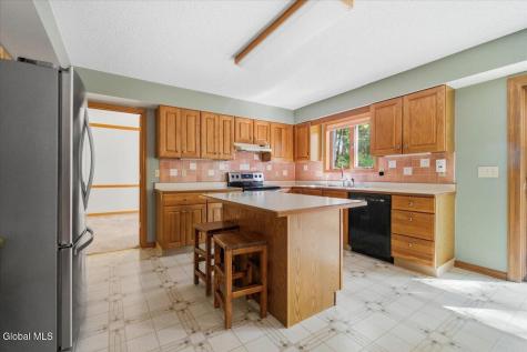 61 Sonat Road Clifton Park NY 12065