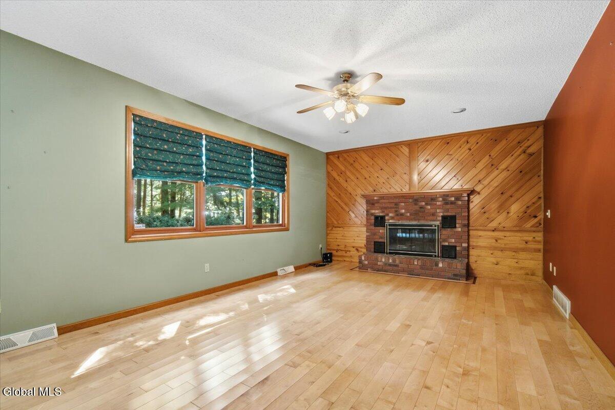 61 Sonat Road Clifton Park NY 12065