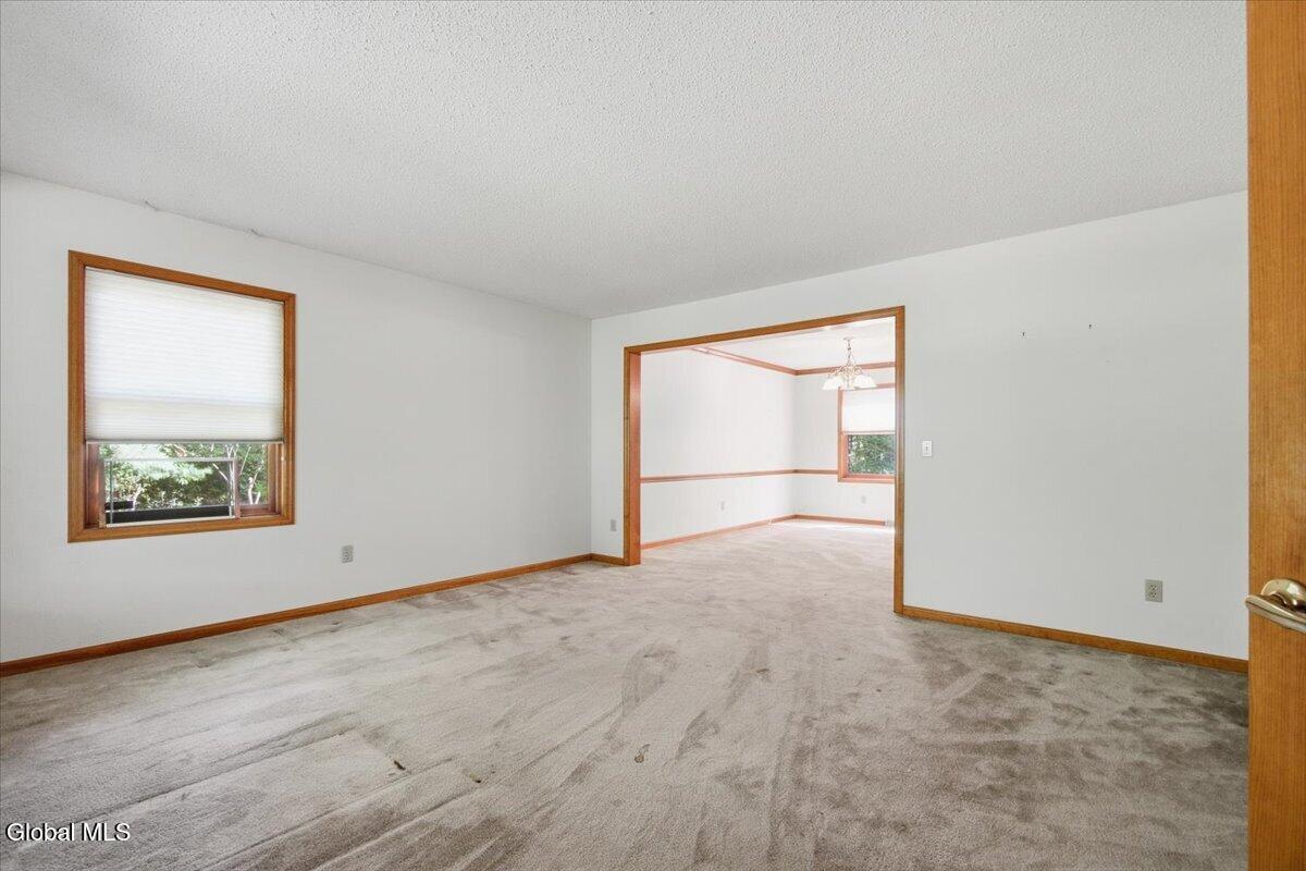 61 Sonat Road Clifton Park NY 12065