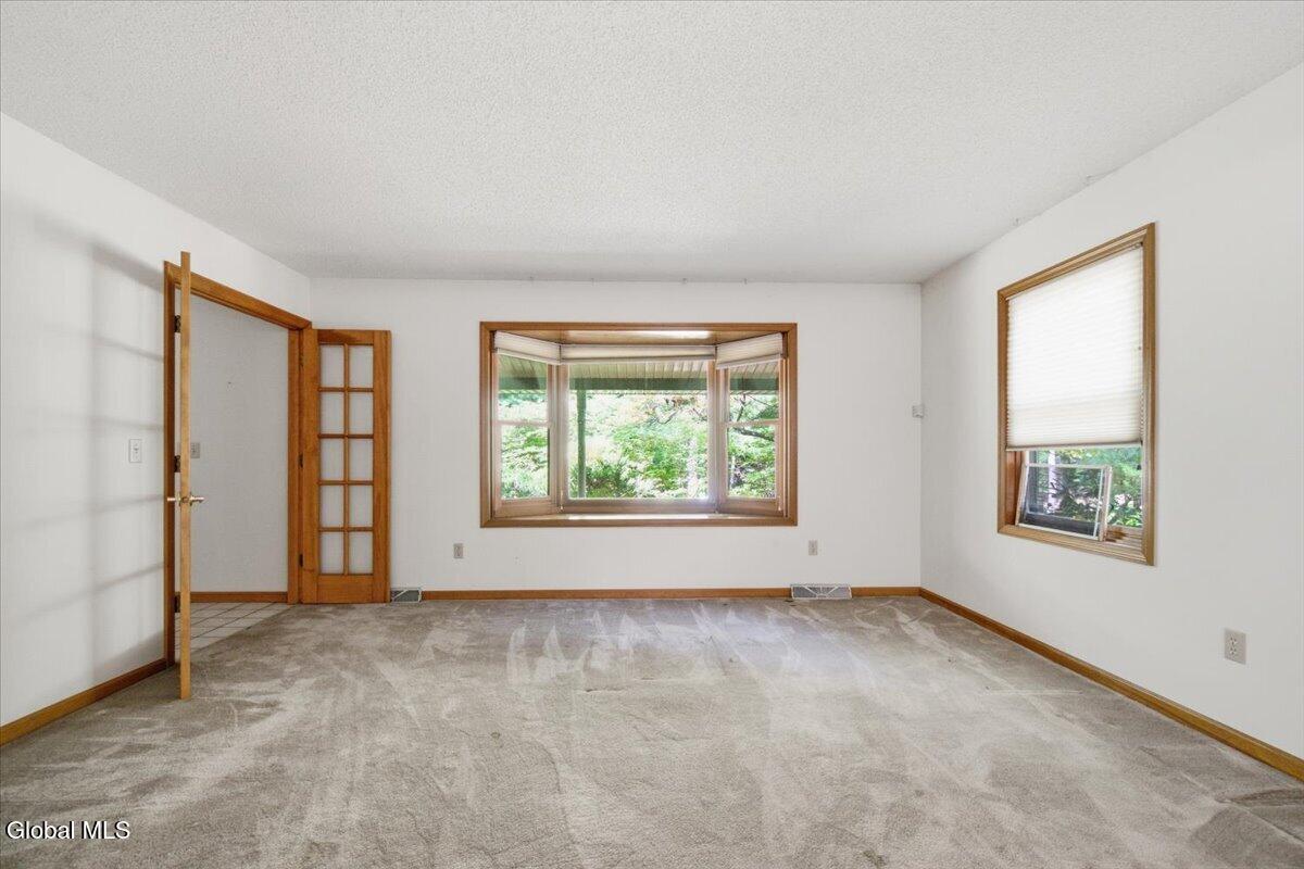 61 Sonat Road Clifton Park NY 12065