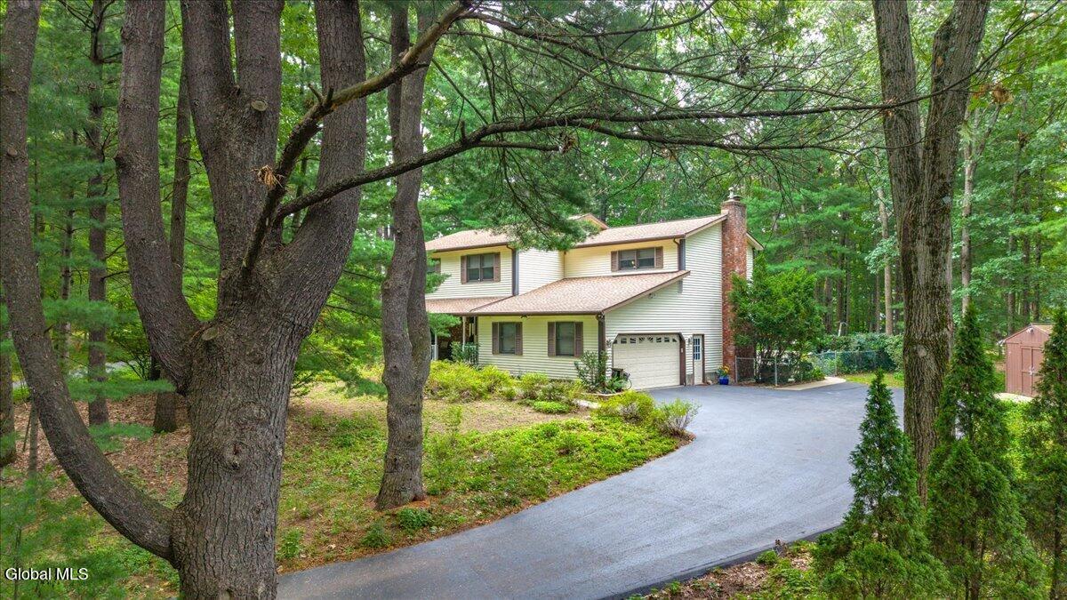 61 Sonat Road Clifton Park NY 12065