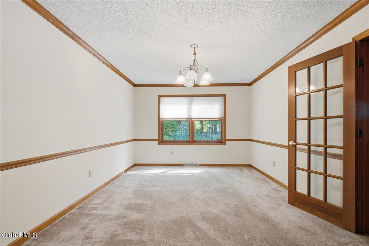 61 Sonat Road Clifton Park NY 12065