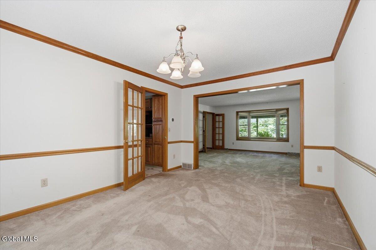61 Sonat Road Clifton Park NY 12065