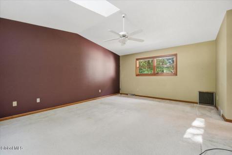 61 Sonat Road Clifton Park NY 12065