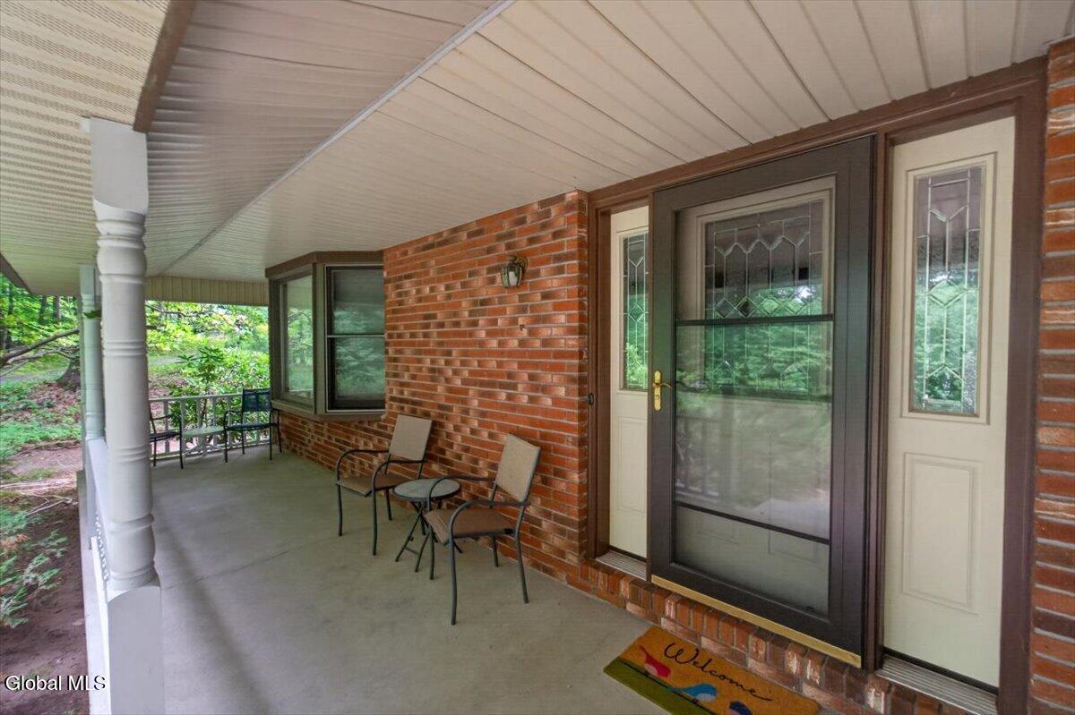 61 Sonat Road Clifton Park NY 12065