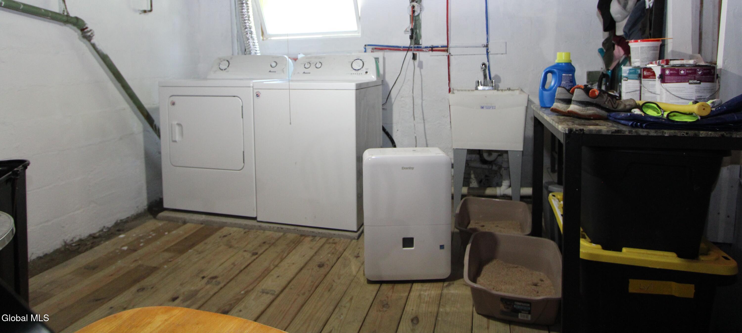 1534 Columbia Turnpike Castleton NY 12033