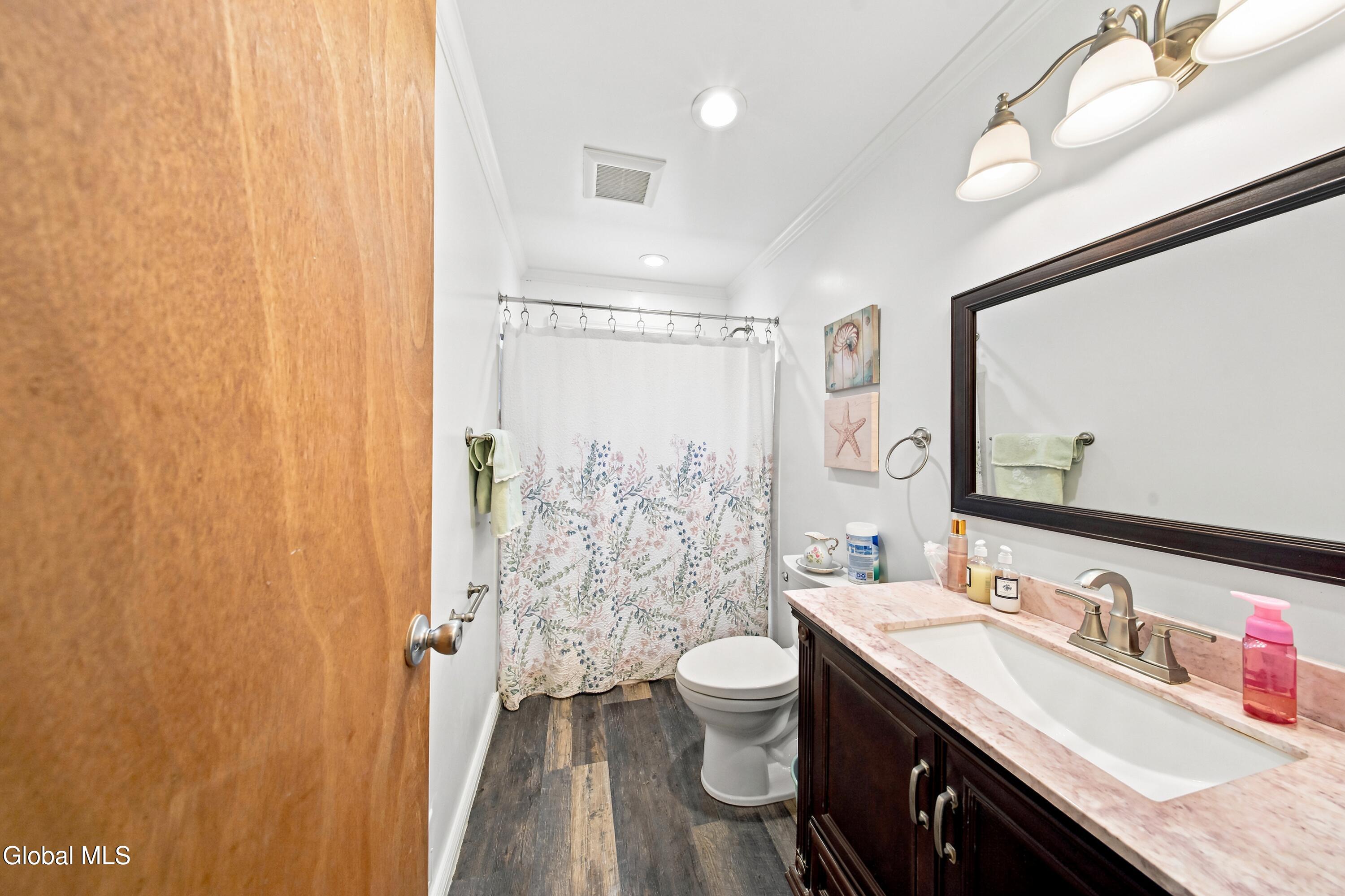 2 Oneil Street Troy NY 12180