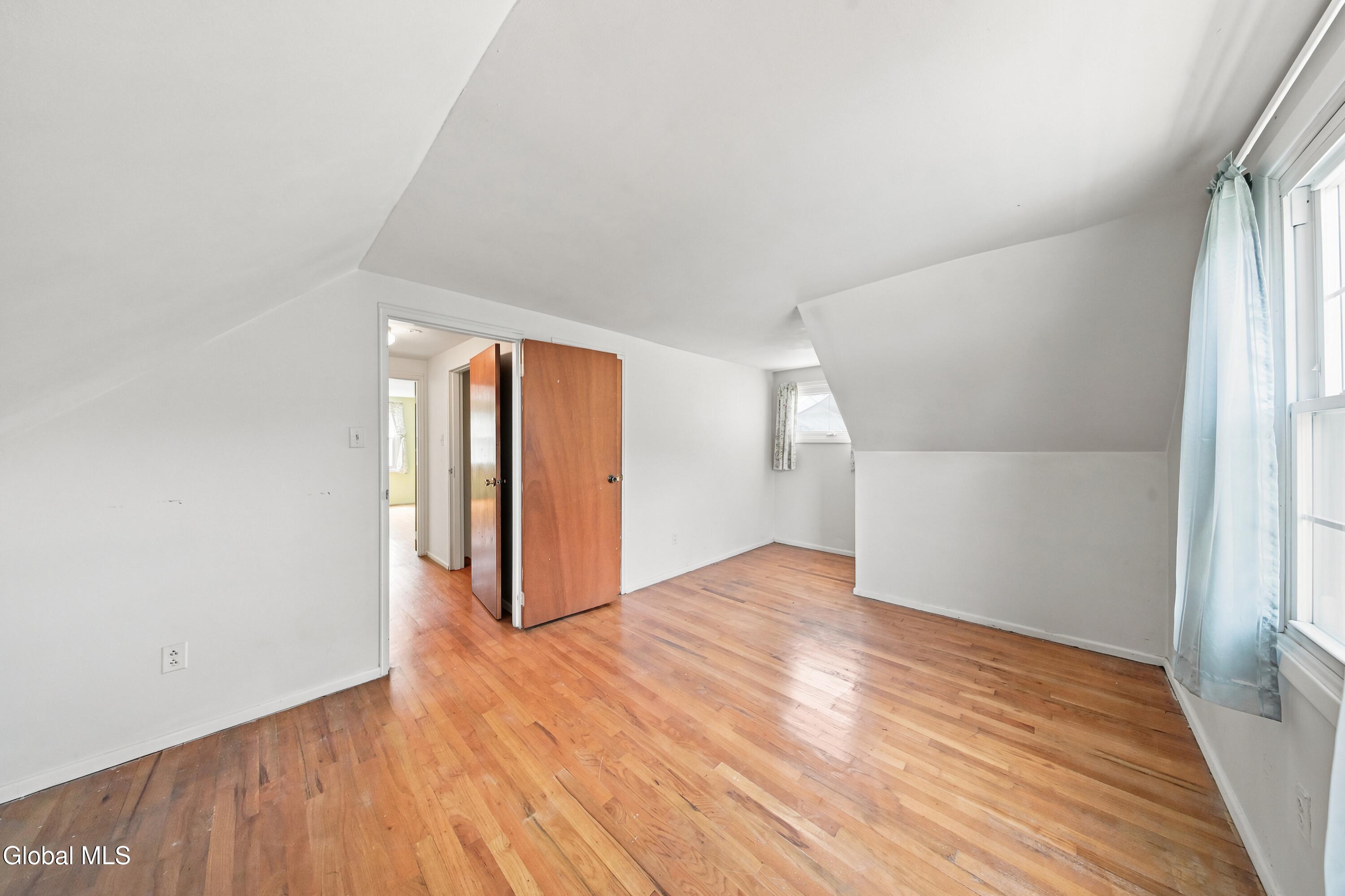 2 Oneil Street Troy NY 12180