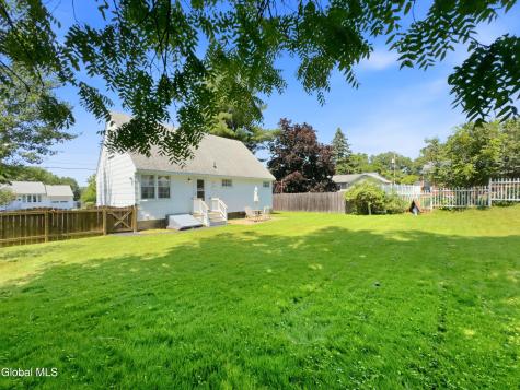 2 Oneil Street Troy NY 12180