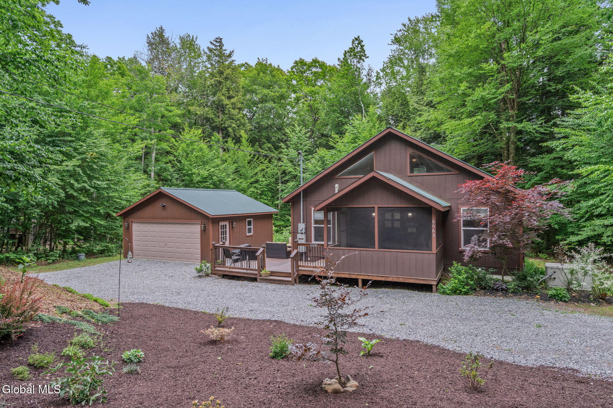 6063 Woodside Road Galway NY 12074