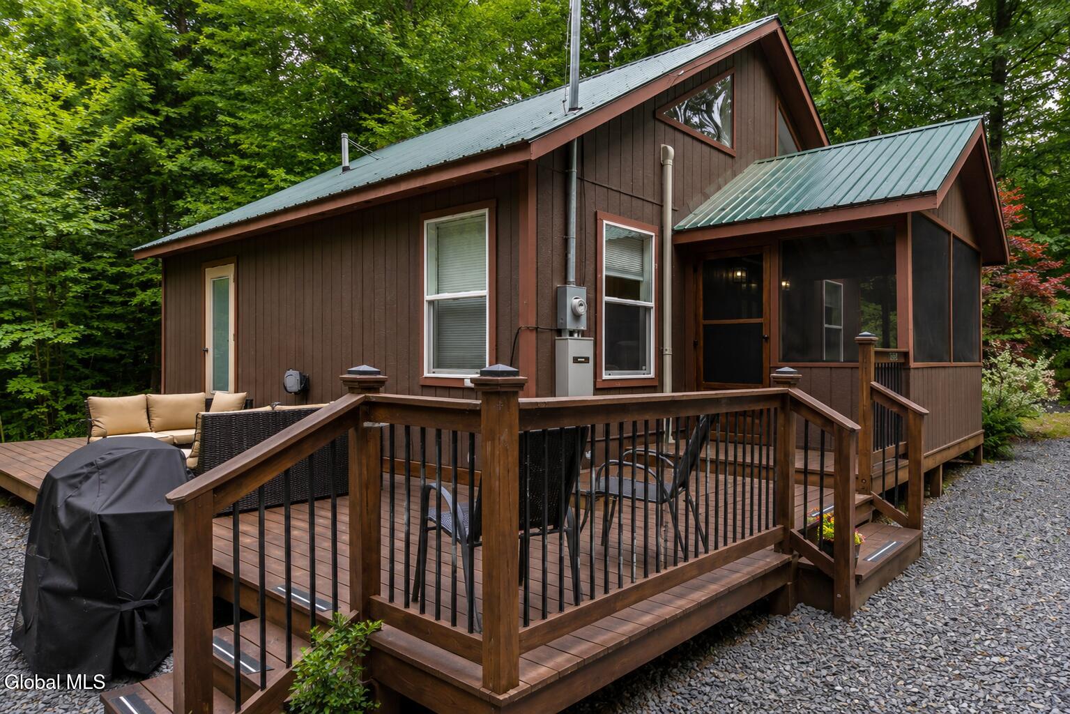 6063 Woodside Road Galway NY 12074