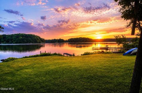6063 Woodside Road Galway NY 12074