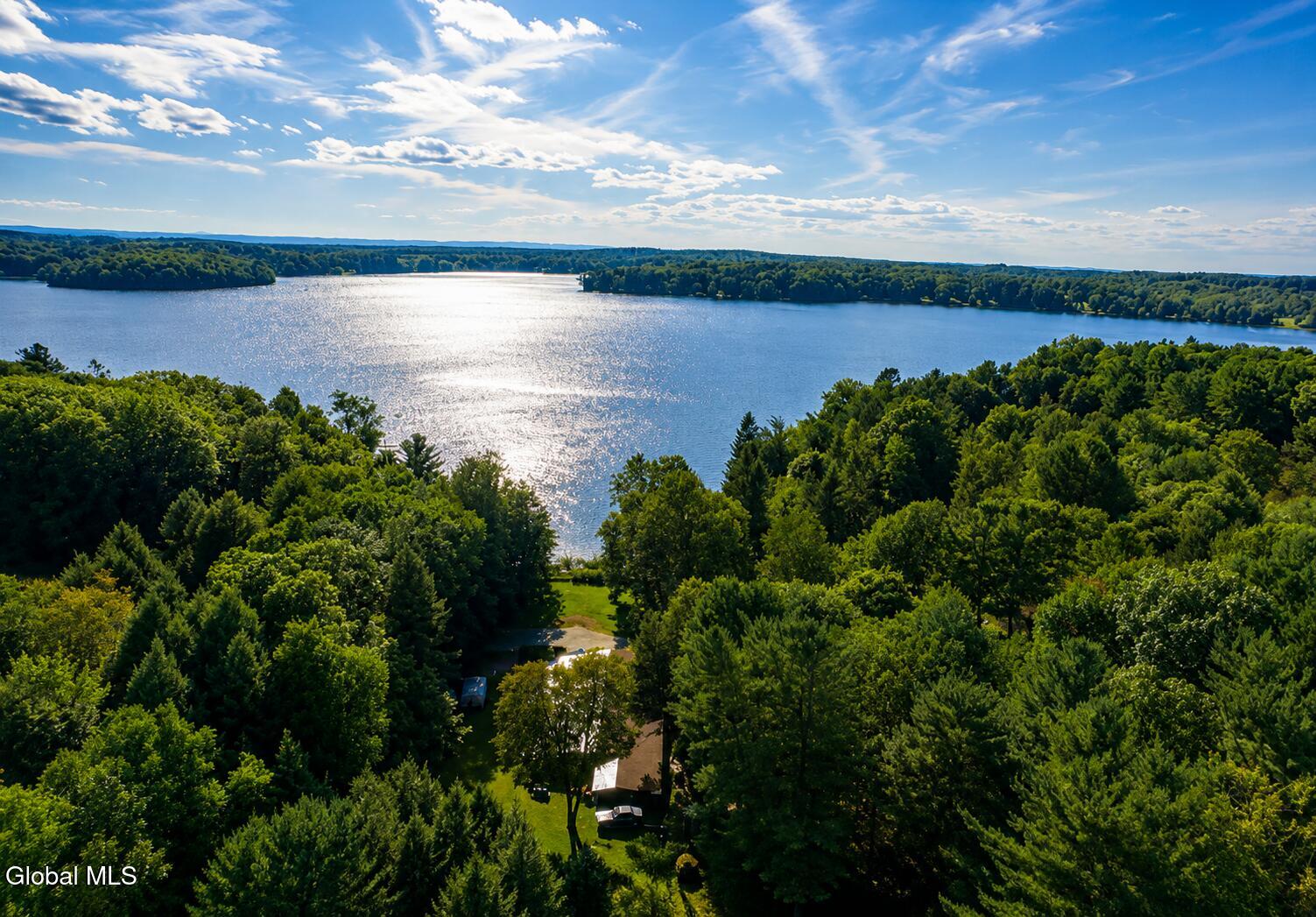 6063 Woodside Road Galway NY 12074