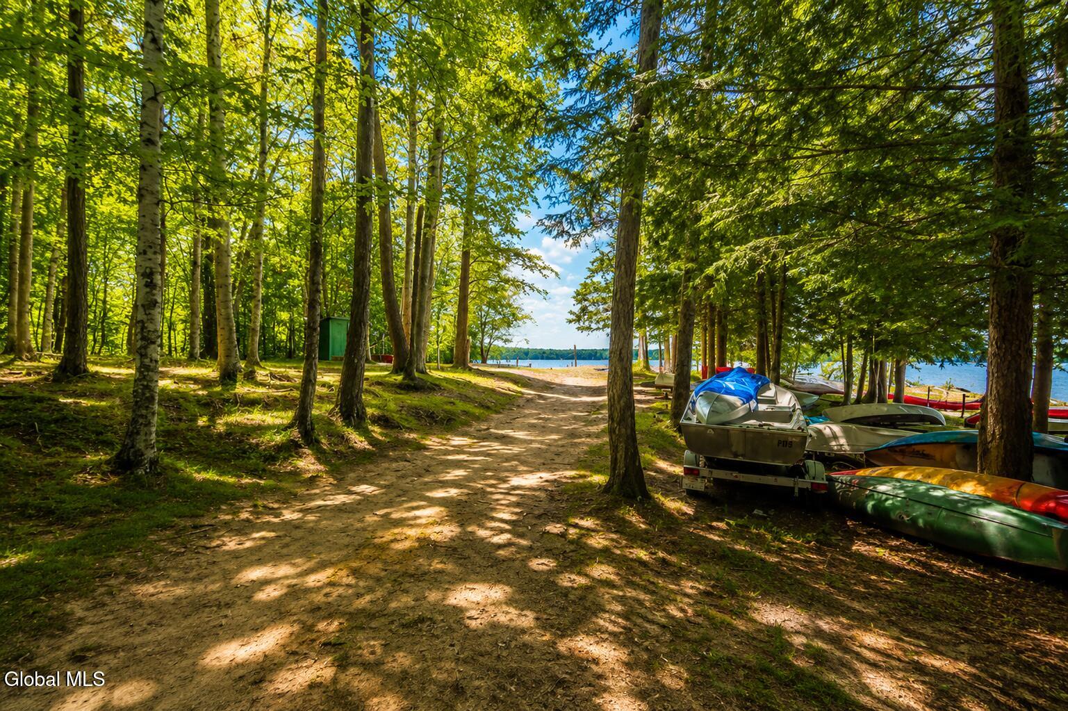 6063 Woodside Road Galway NY 12074