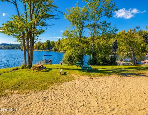 6063 Woodside Road Galway NY 12074
