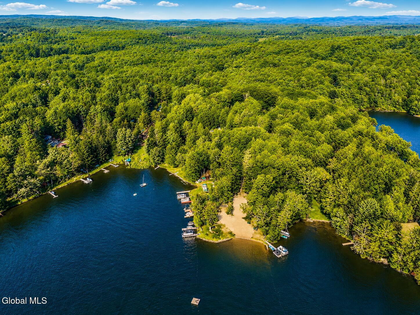 6063 Woodside Road Galway NY 12074