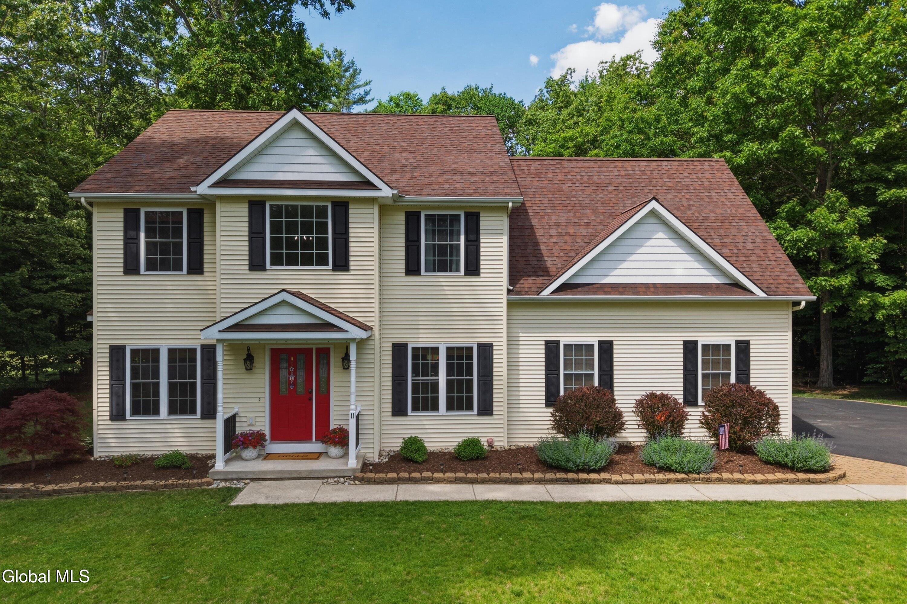 11 Oakwood Court Ballston Spa NY 12020